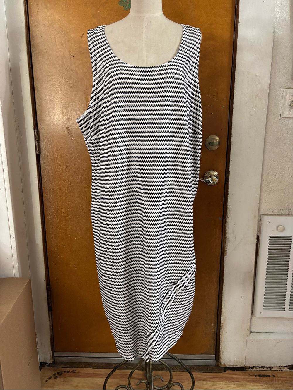 NWT Eloquii Maxi dress. 3xl curvy plus size